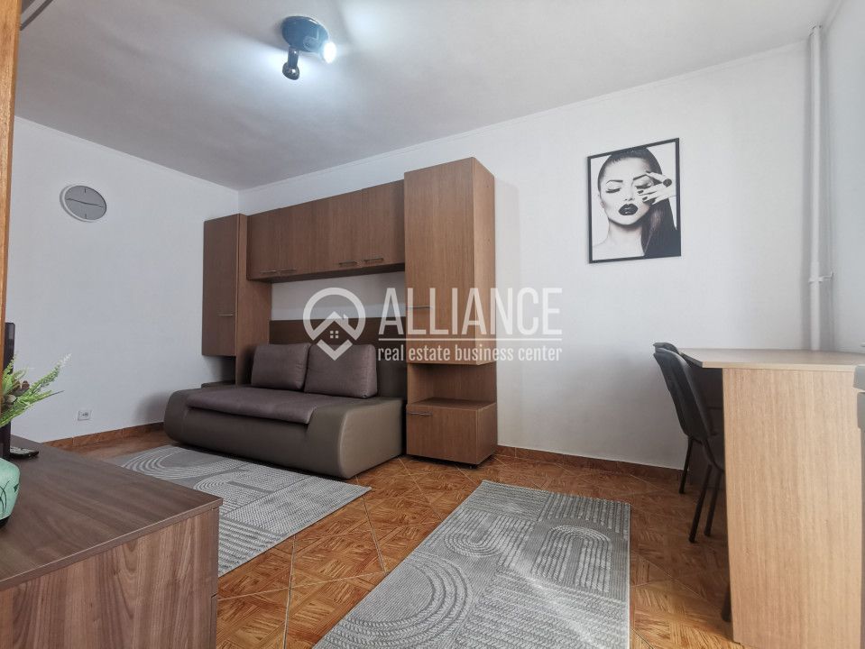 Zona Trocadero garsoniera mobilata termen lung - Poză 1