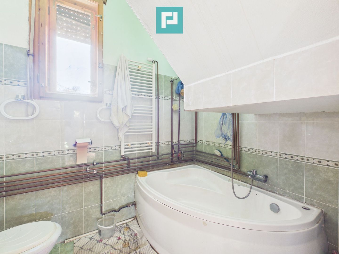 Casă Câmpani, 8000 mp teren, la poalele Apusenilor - Poză 9