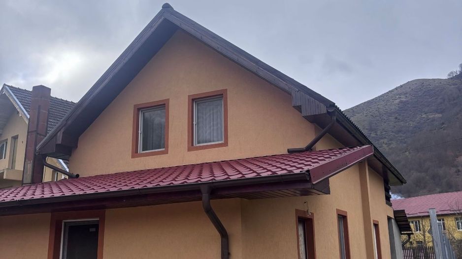 Casă de vanzare in Remeti, Bihor - Poză 2