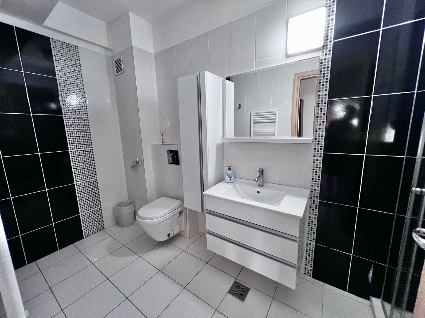 Apartament 2 camere, vedere frontală la lac – Solid Residence, nr. 383 - Poză 10