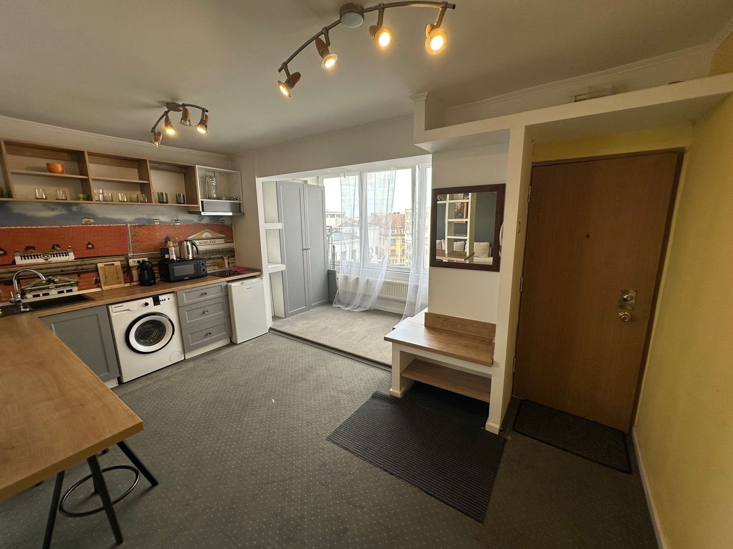 Apartment ultracentral cu 2 camere - Poză 6