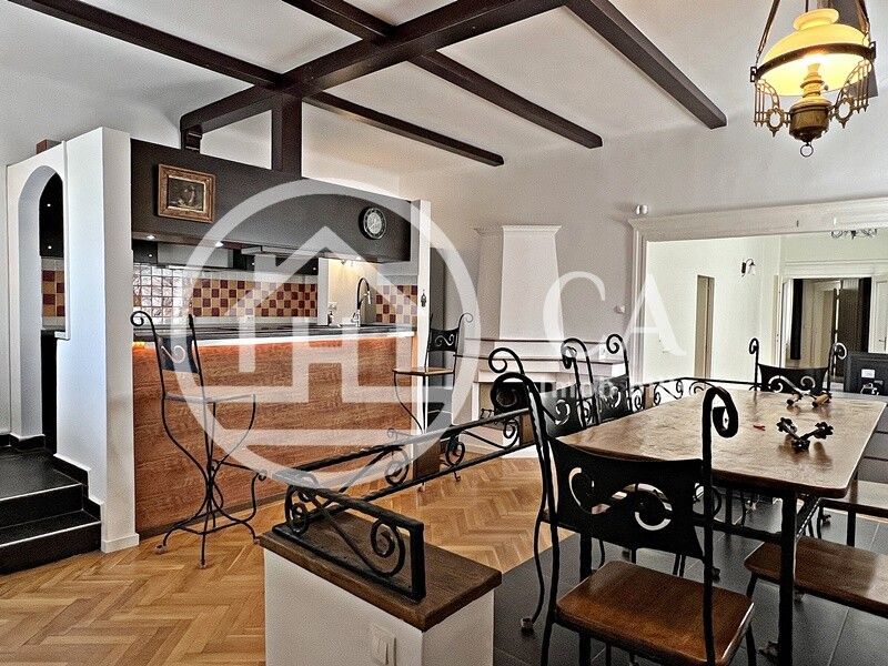 Apartament de închiriat cu 4 camere în zona ultracentrală, Oradea - Poză 4