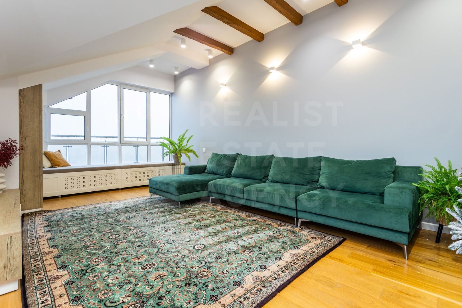 Vânzare, penthouse, 4 camere, strada Alba Iulia, Buiucani. - Poză 3