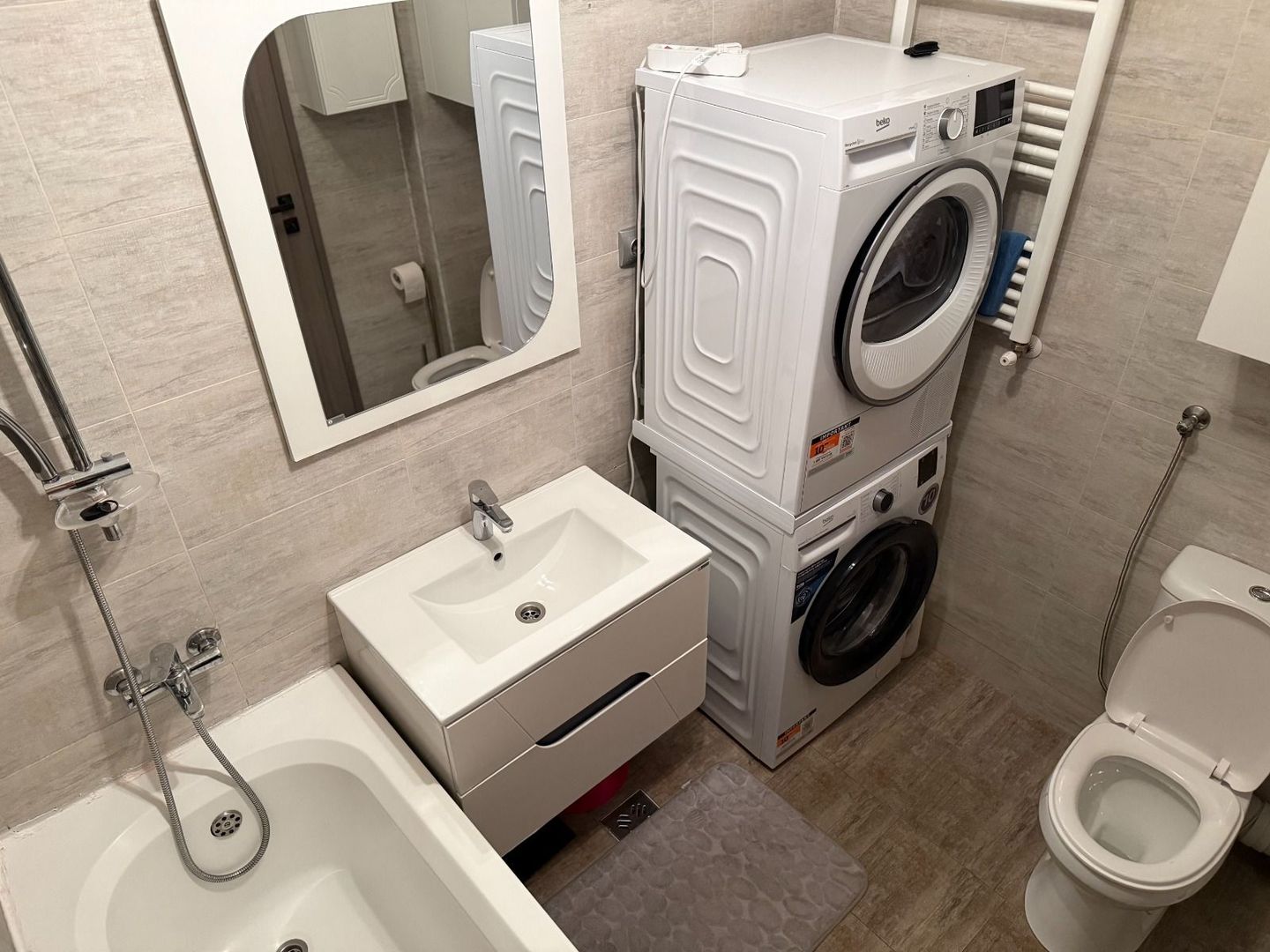 Apartament modern | la cheie | 2 camere | terasa | parcare | Eugen I. - Poză 9