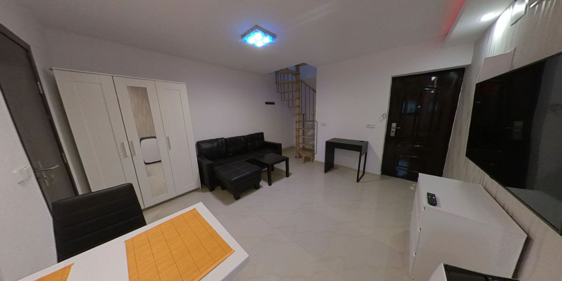 Apartament 2 camere pe 2 niveluri, Circumvalatiuni. - Poză 2
