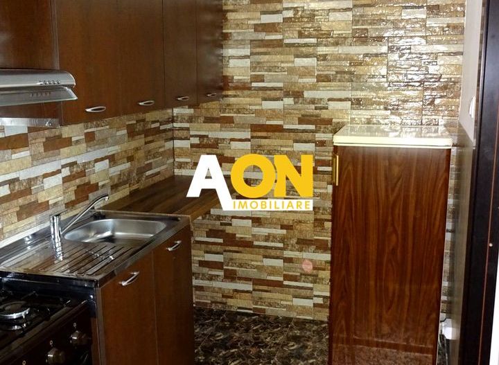 Apartament 4 Camere, Decomandat, 90 mp, Et.6, Zona Cetate - Poză 11