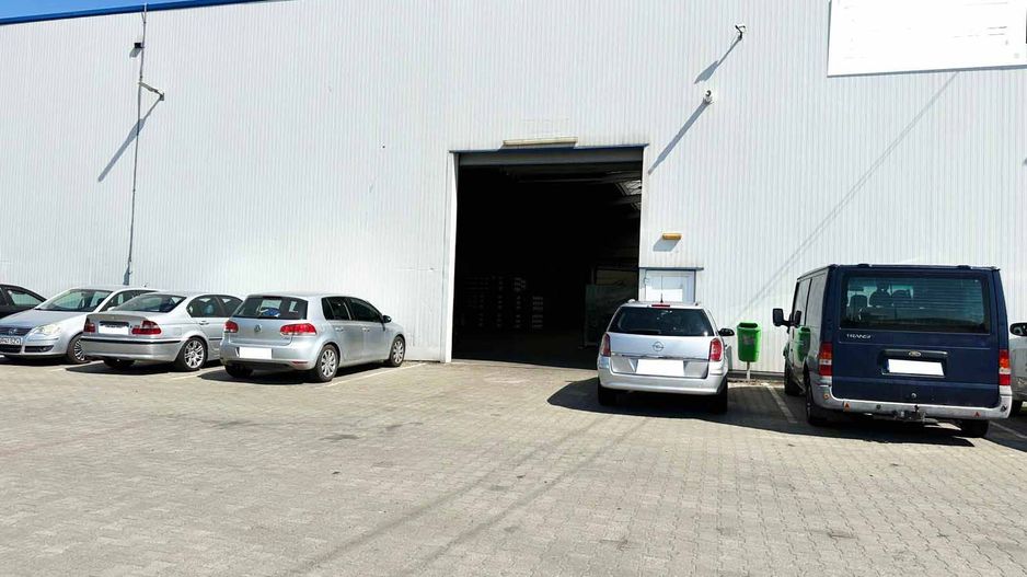 De Inchiriat Hala industria- PREMIUM – 720 mp, Arad | Doc, rampă TIR - Poză 7