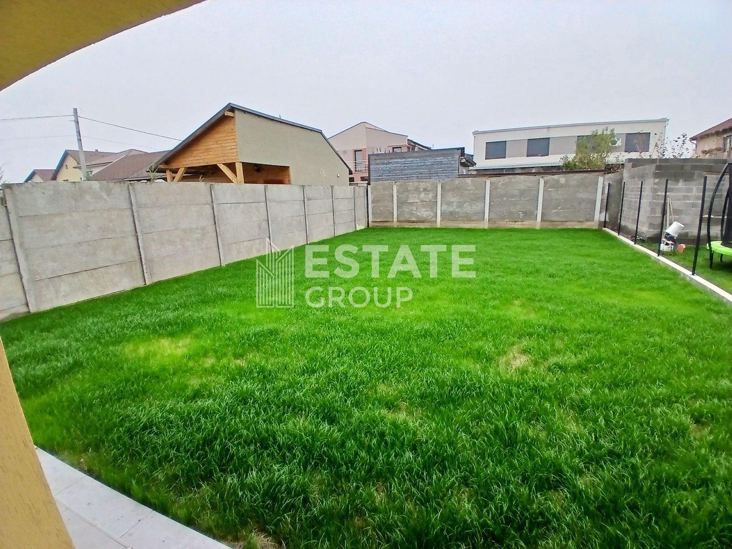 Duplex cu 5 camere in Dumbravita - Poză 2