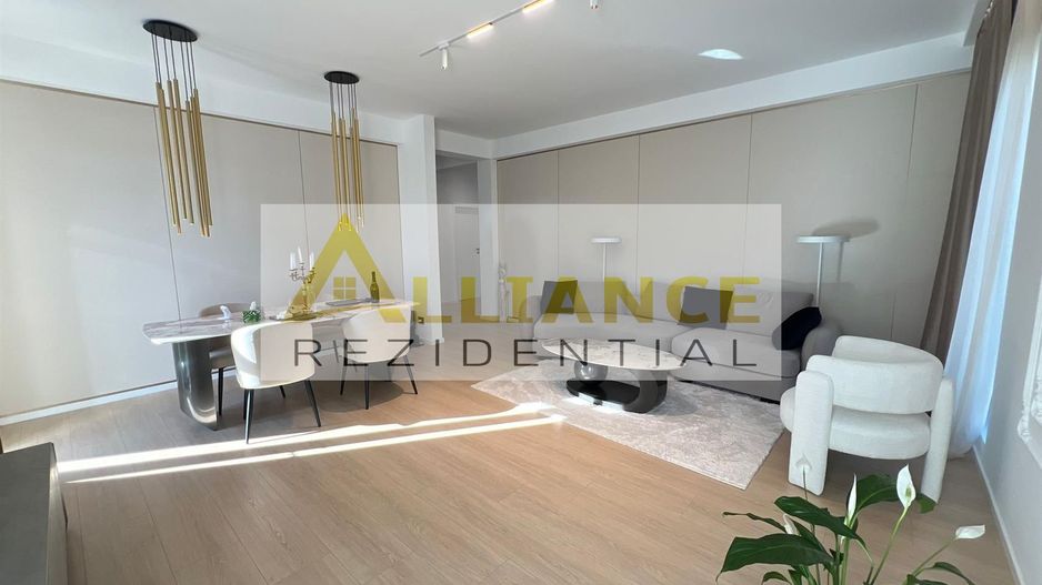 Casa individuala - 4 camere - 2 bai - la 5 min de RATB - Poză 9