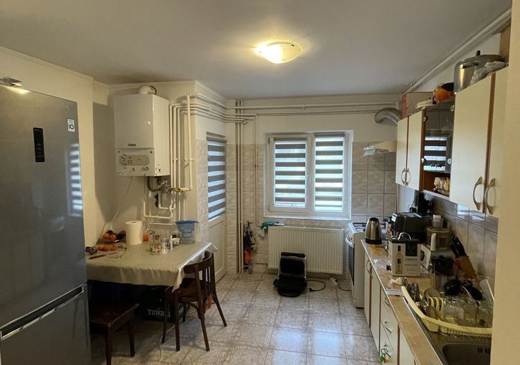 Vanzare Apartament 3 camere Rahova Pecineaga / Malcoci/ Petre Ispirescu - Poză 1