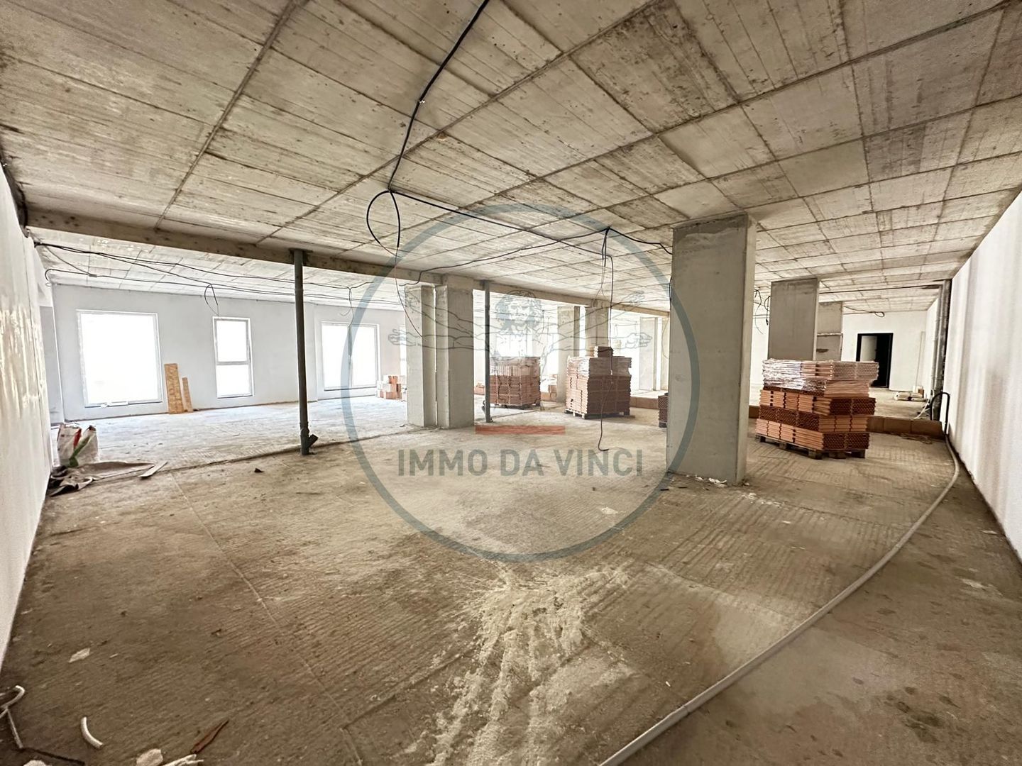 Spatiu comercial/birouri, 142 mp,194 mp cladire ultra moderna-Marasti - Poză 37