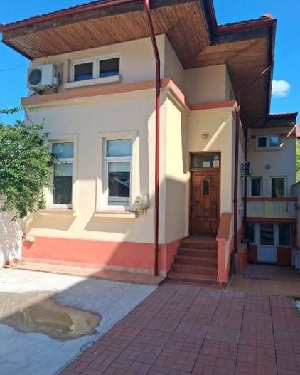 Vila D+P+M; ideal firma Tineretului - Poză 1