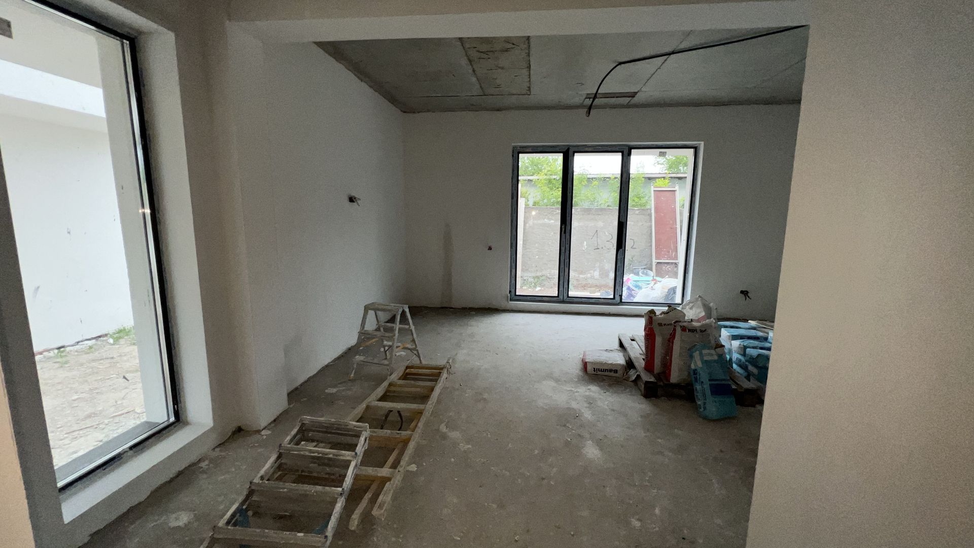 Casa tip duplex langa drumul principal Ion Luca Caragiale, Chiajna - Poză 6