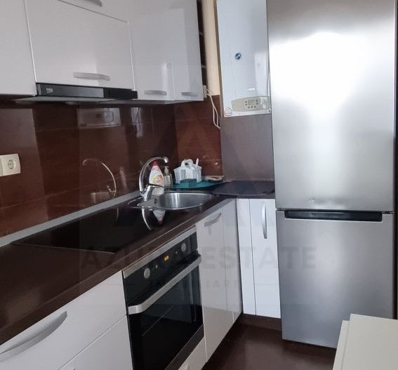 Apartament 3 camere 67 mp utili loc de parcare si balcon zona Turnisor - Poză 4