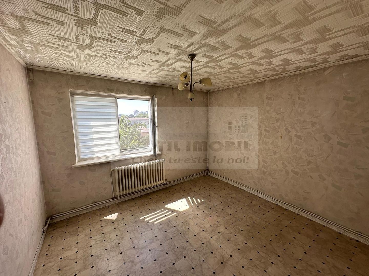 Ap 3 camere – 59,60 mp – zona Tudor 110.000 € - Poză 3