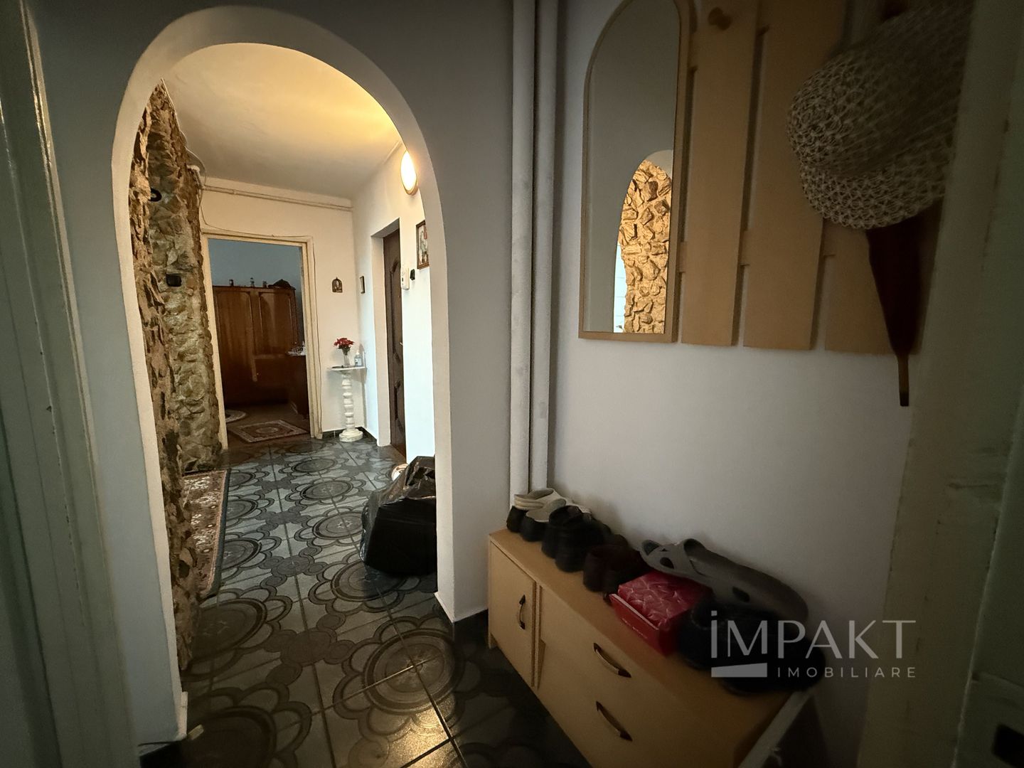 Apartament 2 Camere decomandate, etaj intermediar, zona Primaverii - Poză 6