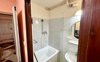 Garsoniera  | Strada Lacramioarei - Poză 4