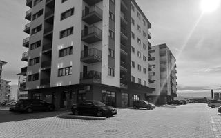 Apartament 4 camere, 2 bai - spatiu si confort - Poză 1