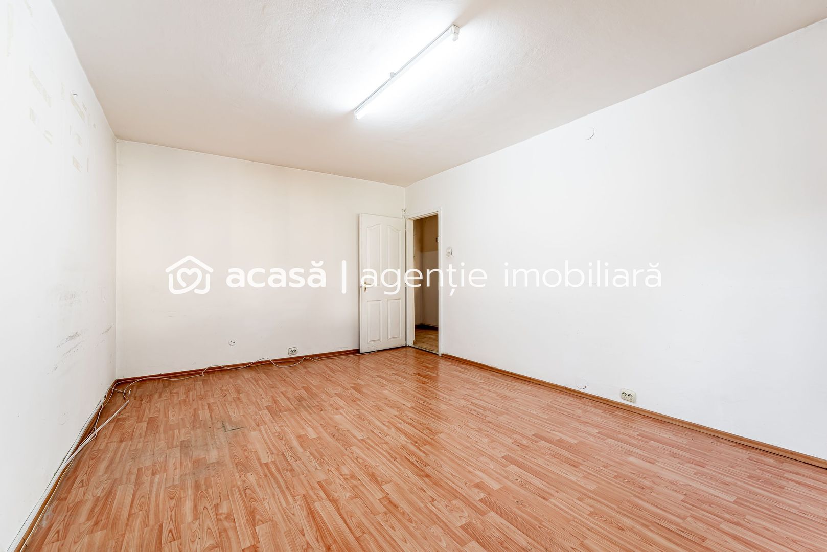 Apartament 2 camere, decomandat | Str Banul Maracine - Poză 2