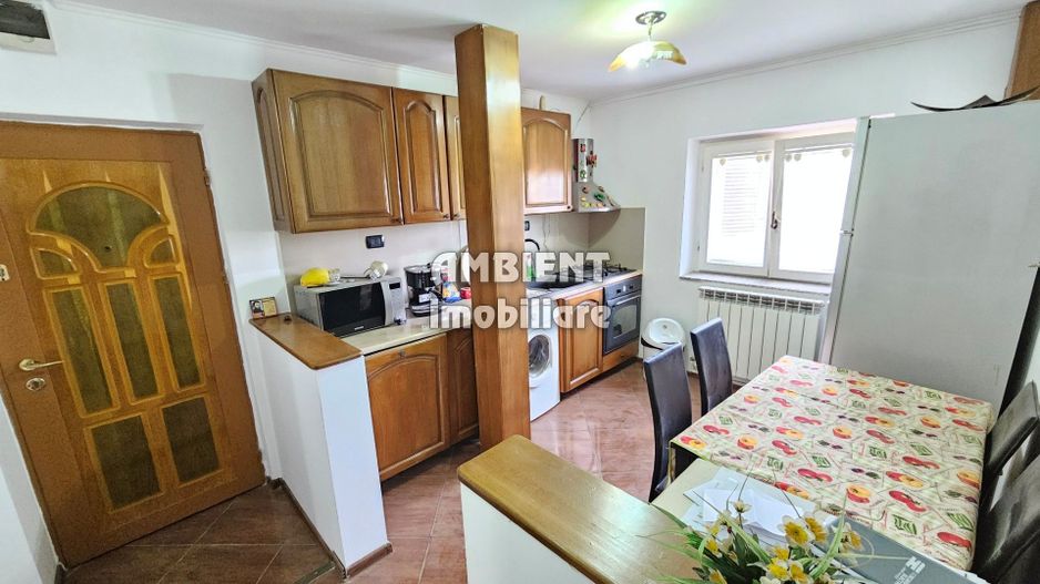 Apartament cu 1 cameră, etaj 1, nemobilat, zona GARA - CET; - Poză 1
