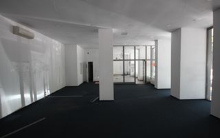 Spatiu comercial stradal 170 mp- central - Poză 1