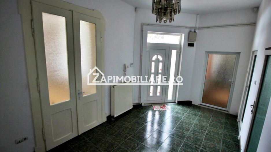 Casa 5 camere,3 băi,180 mp.teren 371 mp.Central - Poză 5