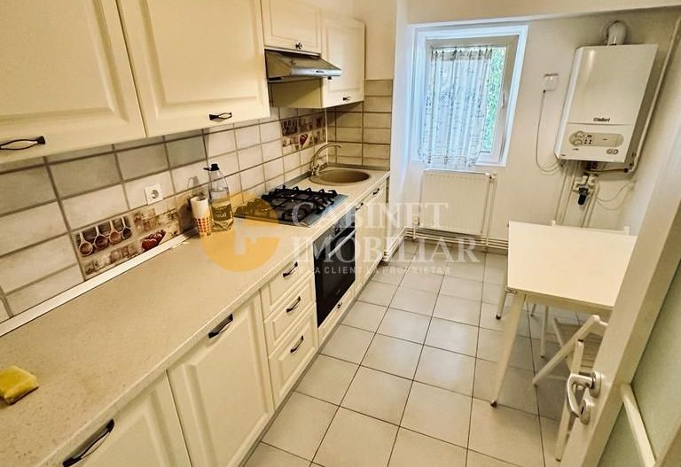 3 Camere Decomandat - ETAJ 1 - Zona Nicolina 1 (in spate la Lidl) - Poză 2