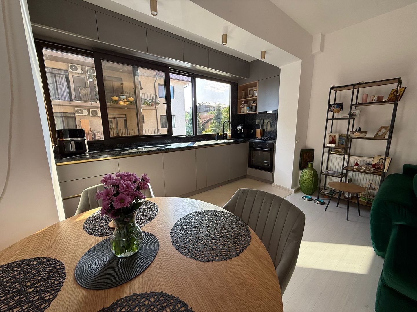 AP. 3 CAMERE CIRESULUI, MOBILAT, LOC PARCARE, RENOVAT, COMISION 0% - Poză 6