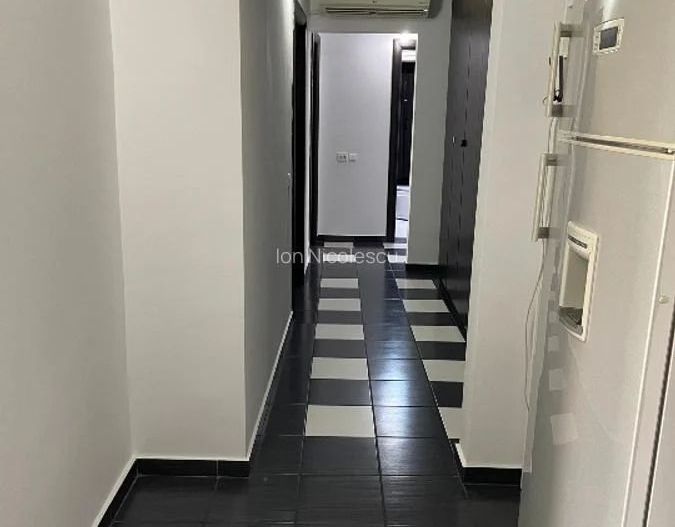 APARTAMENT DE LUX DECOMANDAT BLOC REABILITAT METROU GORJULUI - Poză 4