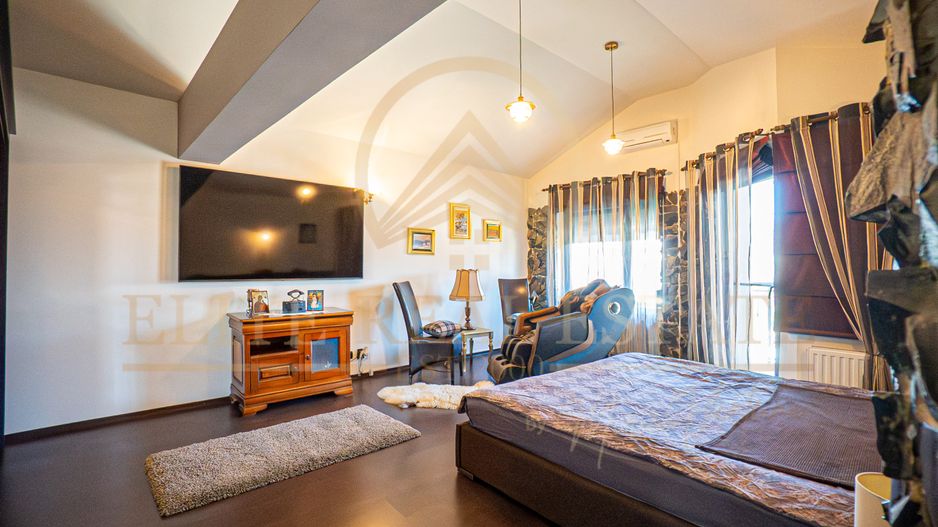Casa De Vanzare in Palazu Mare - Teren de 455 mp cu Piscina si Garaj - Poză 28