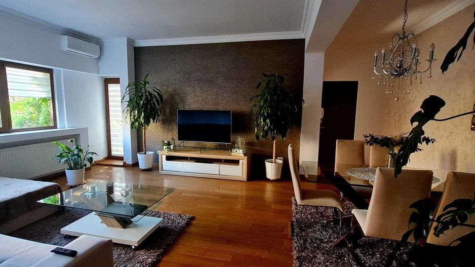 De vanzare Apartament 4 camere lux, ultracentral, sector 1 - Poză 3