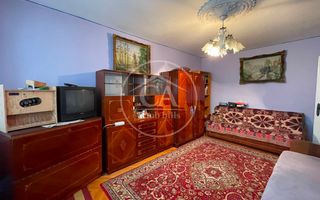 Apartament de vânzare cu 3 camere în zona Dacia, Oradea - Poză 2