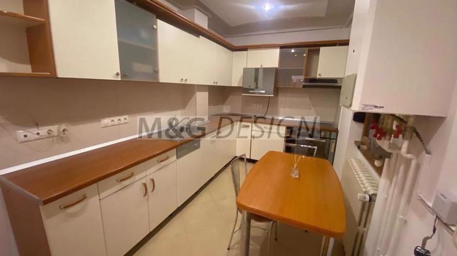 3 camere decomandat lux zona Medicina - CENTRALA PROPRIE - Poză 15