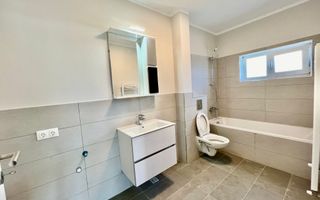 Apartament 3 camere, terasa 10.7 mp-A.C , jaluzele electrice - Poză 4