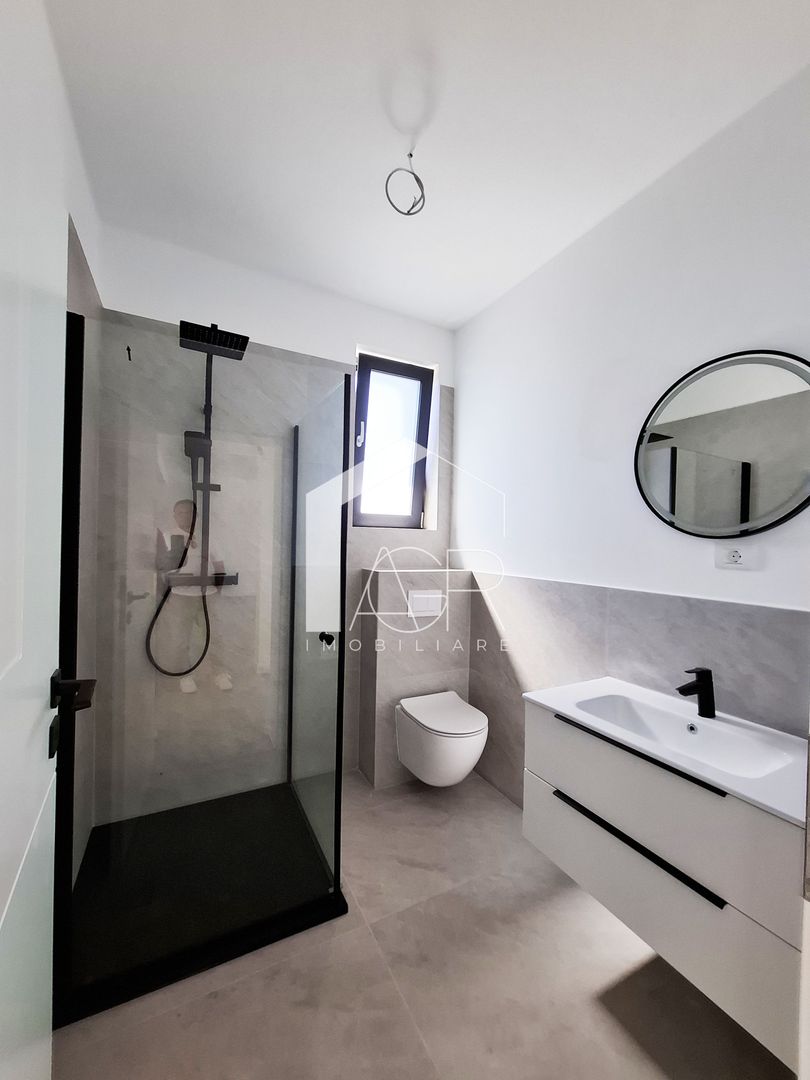 Casa cu 4 camere de vanzare, Bucov, Mica Roma - Poză 17