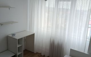 Apartament 3 camere de vânzare pe Bulevardul Independenței, Iași - Poză 2