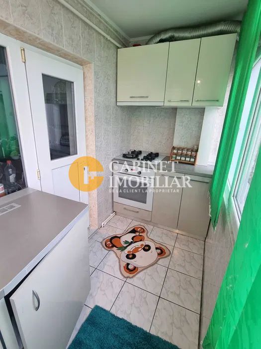 Cug - 3 Camere Decomandat  -Etaj 3 , Bloc 1986 - Poză 3