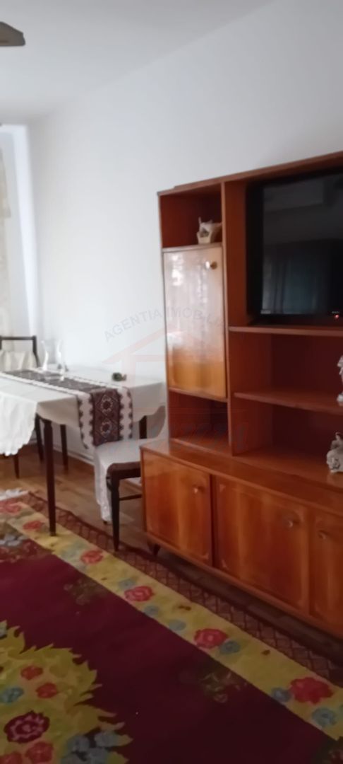 Inchiriere apartament 2 camere, Micro 21, parter, 50 mp, 305 EURO/Luna - Poză 3