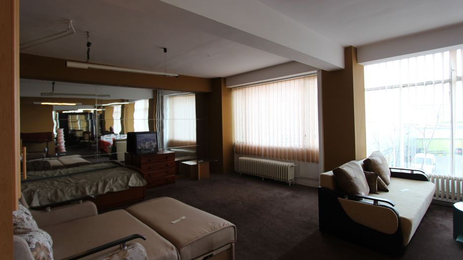 Spațiu comercial - 400 mp la etaj - Nord - Poză 10