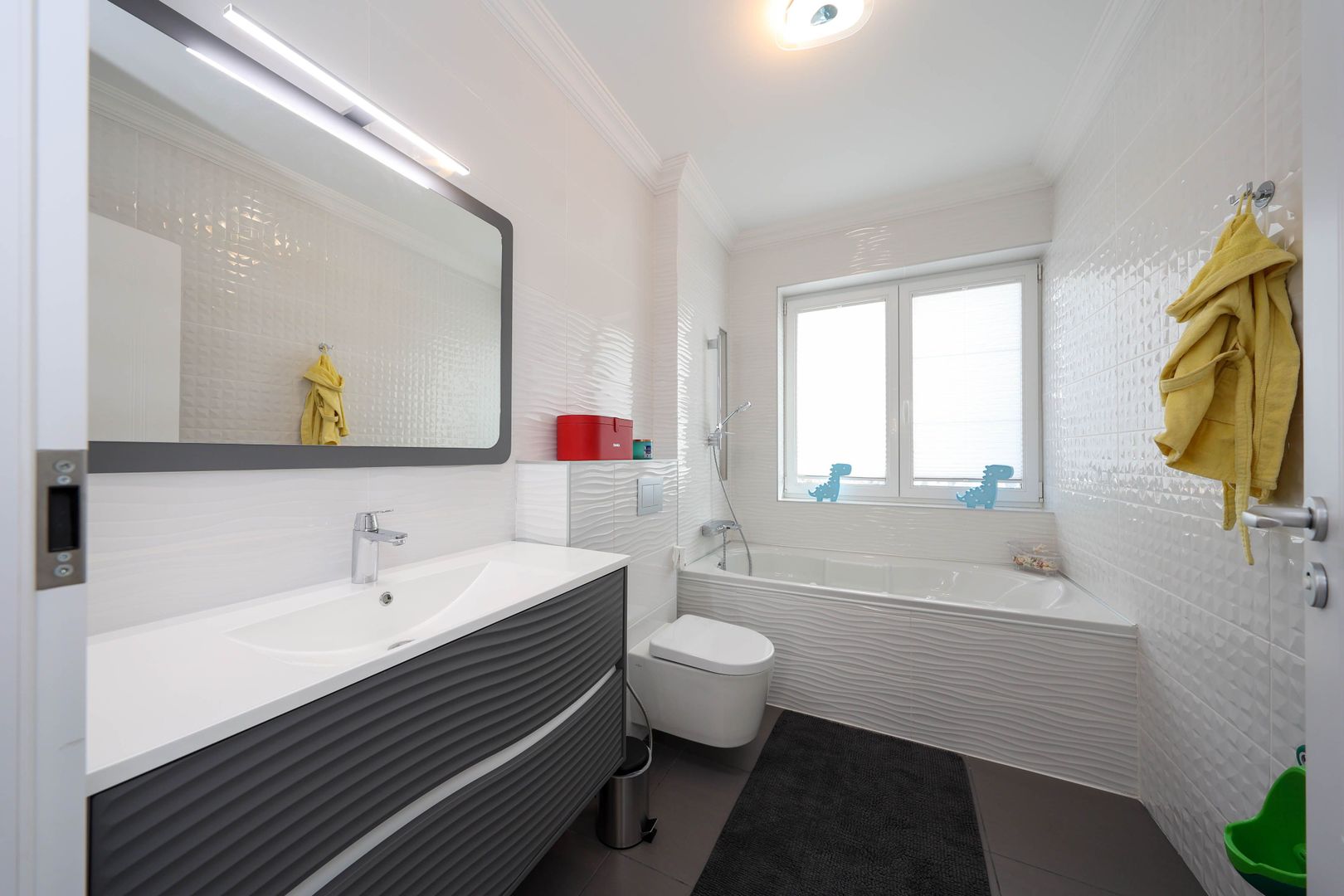 Casă ideală pentru familie în Brașov, Bunloc – spațioasă, luminoasă, priveliște - Poză 27