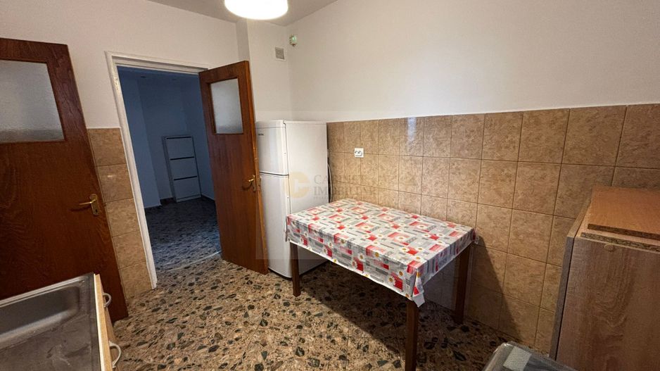 2 Camere-51MP | Circular | Renovat | Utilat | 2 Lifturi | Metrou Dr.T. - Poză 6