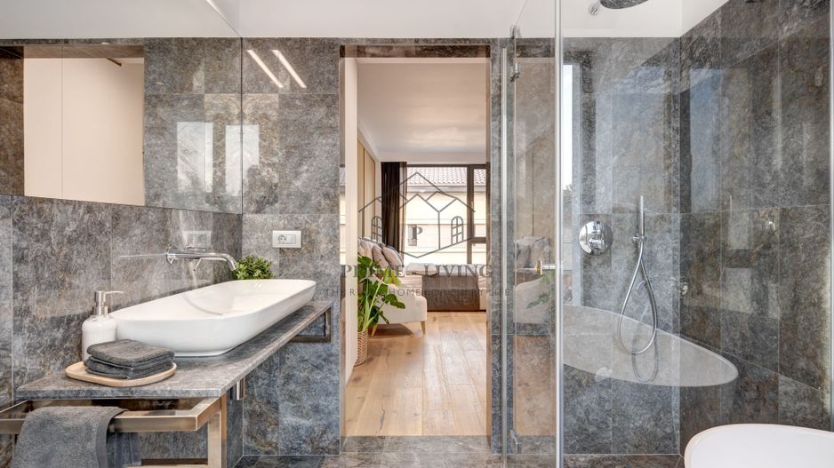 VILA NOU CONSTRUITA CU 4 CAMERE LA VANZARE IN ZONA IANCU NICOLAE - Poză 6