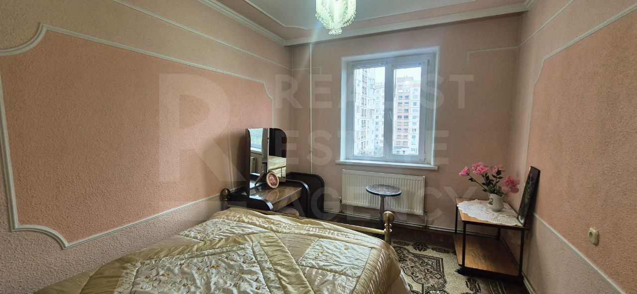 Vânzare, apartament 4 camere, str. Alexandr Puskin, Bălți. - Poză 4