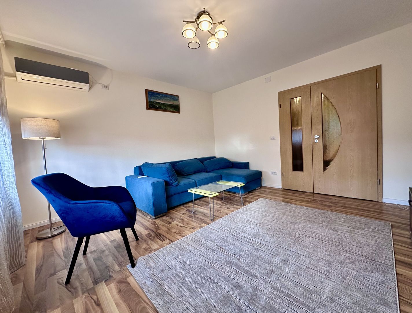 Apartament decomandat 3 camere de închiriat în Piața Bălcescu - Poză 3