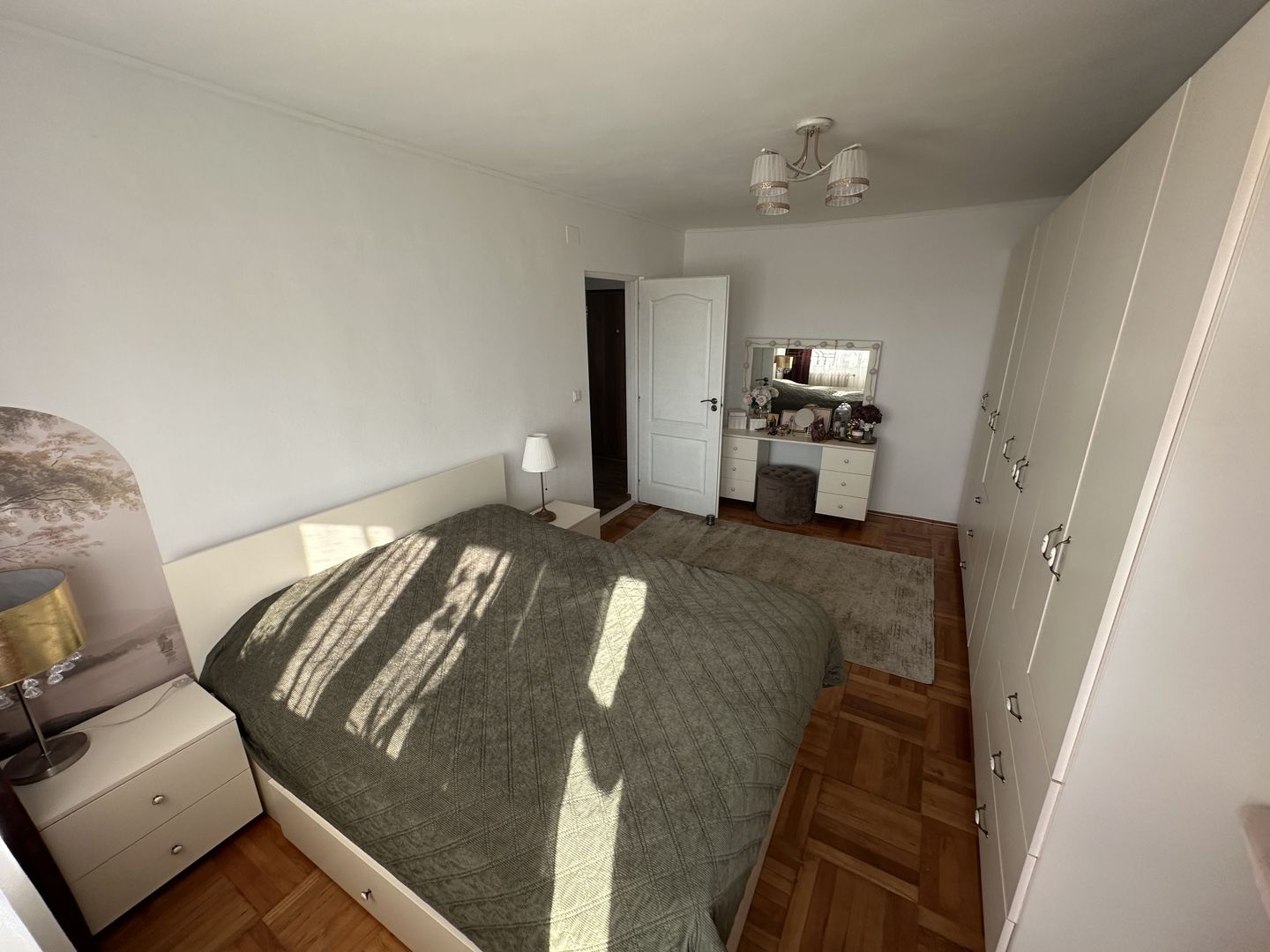 Apartment 3 camere mobilat - Poză 18