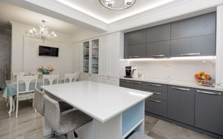 Vânzare,casă, 3 nivele, str. Nicolae Sulac , Codru - Poză 5