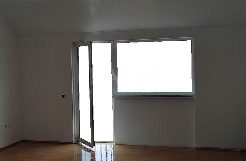 Apartament cu 1 cameră în Florești - Poză 2
