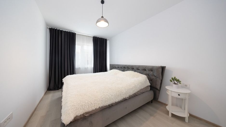 Apartament Alphaville cu vedere superba spre Tampa - Poză 14