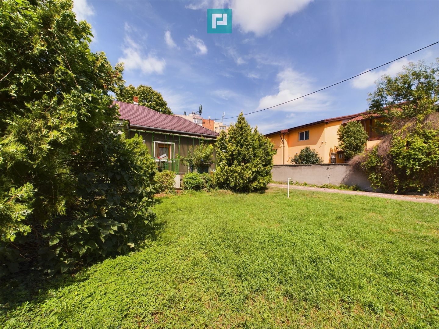 Proprietate multifuncțională într-o locație Centrală - Poză 15