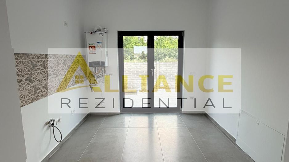 casa de vanzare in berceni - Poză 7
